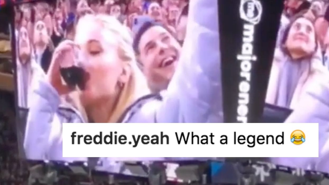 Sophie Turner Just Chugged Wine Like A Boss When She Popped Up On The Jumbotron During A Rangers Game