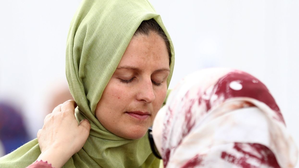 Women Of All Faiths Are Wearing Headscarves In Solidarity After New Zealand Mosque Attacks