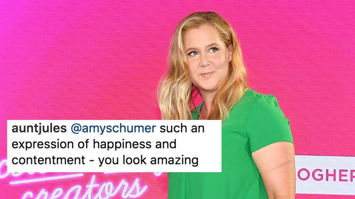 Amy Schumer Celebrates A Hilariously Relatable Achievement With Her 'Strong And Beautiful' Pregnancy Pic
