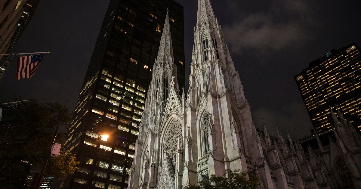 Man Arrested In NYC After Bringing Two Gas Cans And Lighters To St. Patrick's Cathedral