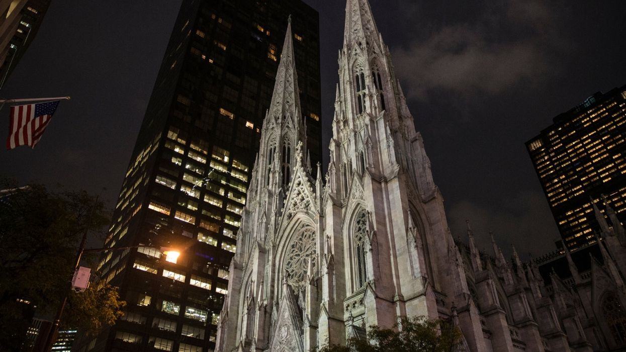Man Arrested In NYC After Bringing Two Gas Cans And Lighters To St. Patrick's Cathedral