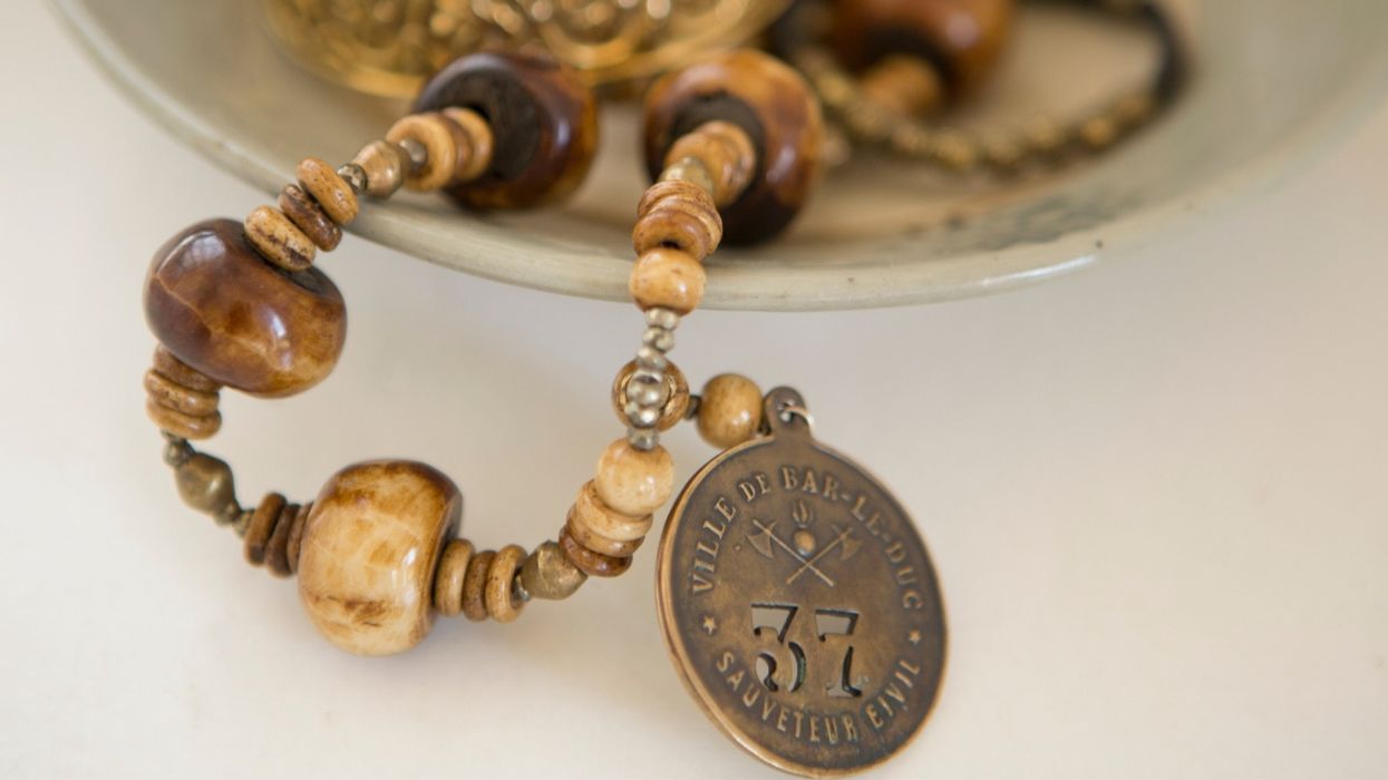 An Idaho Judge Is Turning Heads For Ordering A Woman To Wear A Charm Bracelet While On Probation