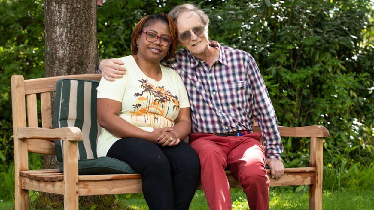 Woman Saved By Good Samaritan Doctor 26 Years Ago Flies Across The World To Return The Favor