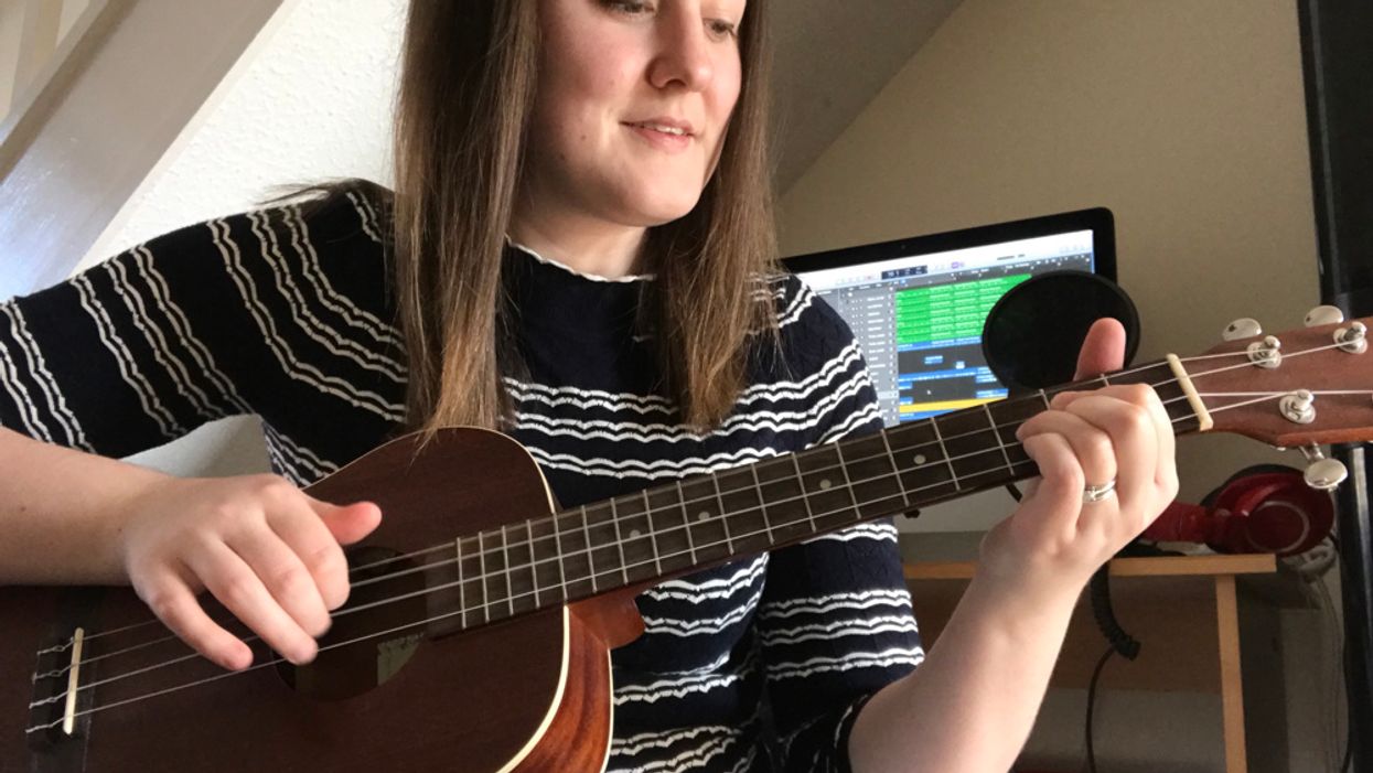 Woman Reveals How A Career Switch To Writing And Performing TV Jingles Now Nets Her Nearly $10,000 A Month