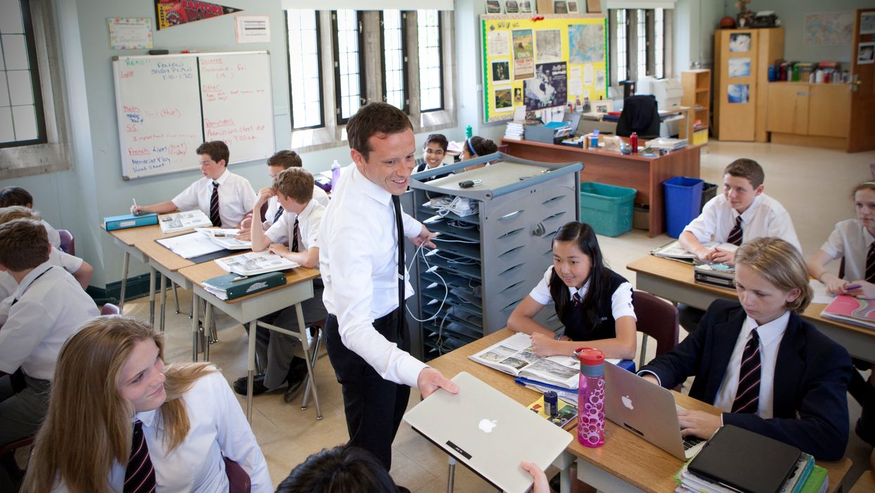 People Share The Worst Things They've Seen Students Inflict On The Teacher During Class