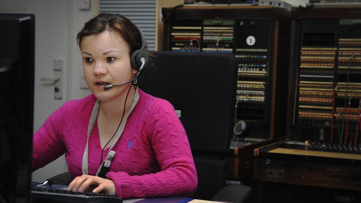 Emergency Operators Share The One Phone Call They'll Never Forget