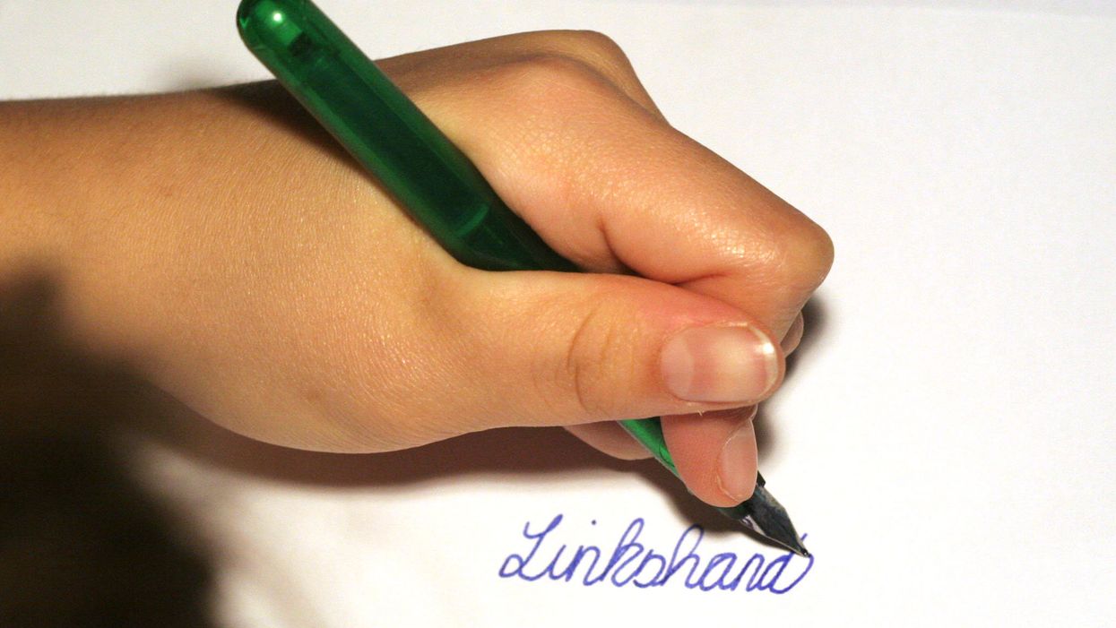 Left-Handed People Share Their Biggest Struggles In A Right-Handed World