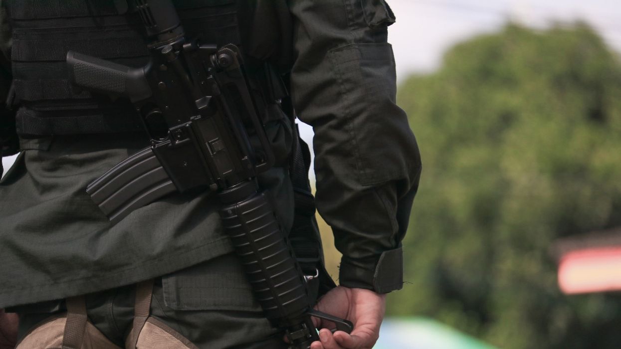 Post About A Guy Who Recently Open Carried In A Texas Walmart Gets Called Out For Being Several Years Old