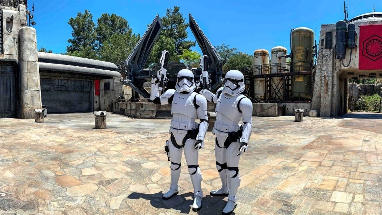 TSA Bans Souvenir Soda Bottles From Disney's 'Star Wars' Land For Looking Like Explosive Devices