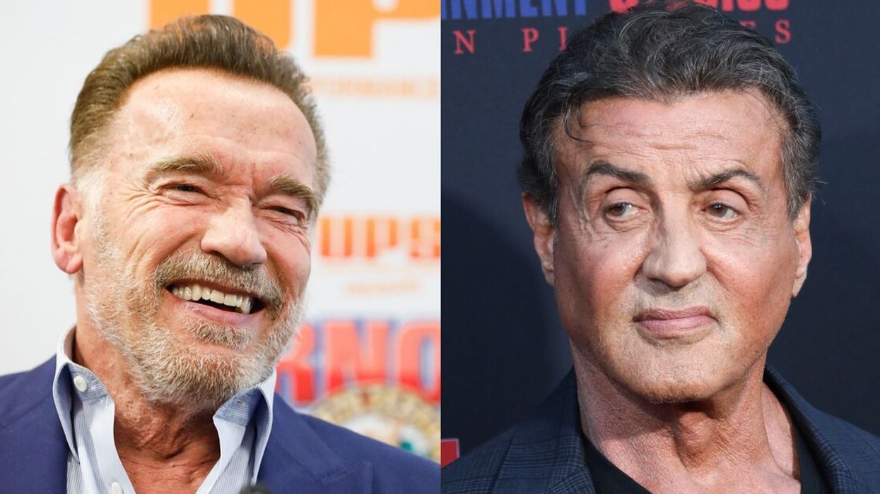 Arnold Schwarzenegger Pokes Fun At Sylvester Stallone With The Sizes Of The Knives They Signed For Charity