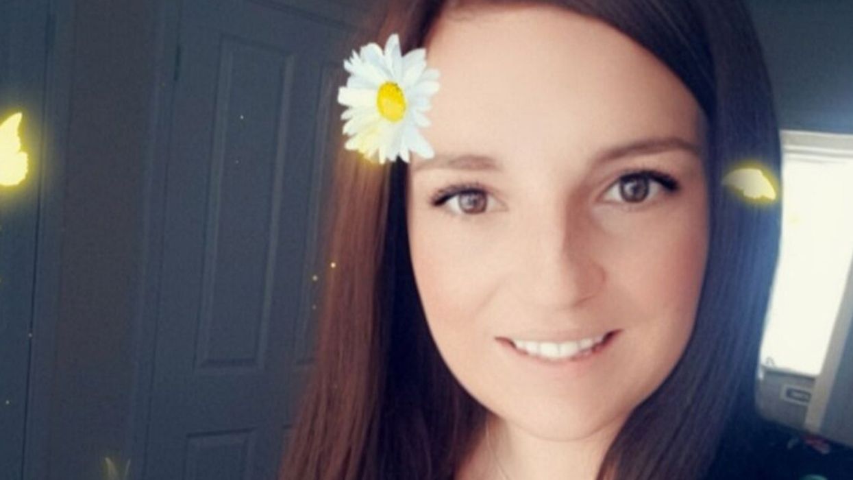 Woman With Severe Phobia Of Healthy Food Fears Her Diet Of Pizza And Chicken Nuggets May Make Her Blind