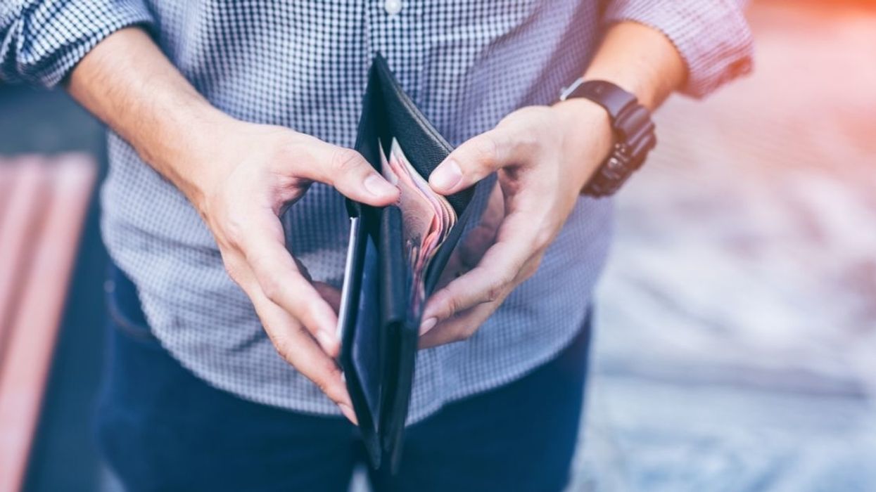 Good Samaritan Comes Up With Creative Way To Reunite Owner With Missing Wallet After It Didn't Contain An ID