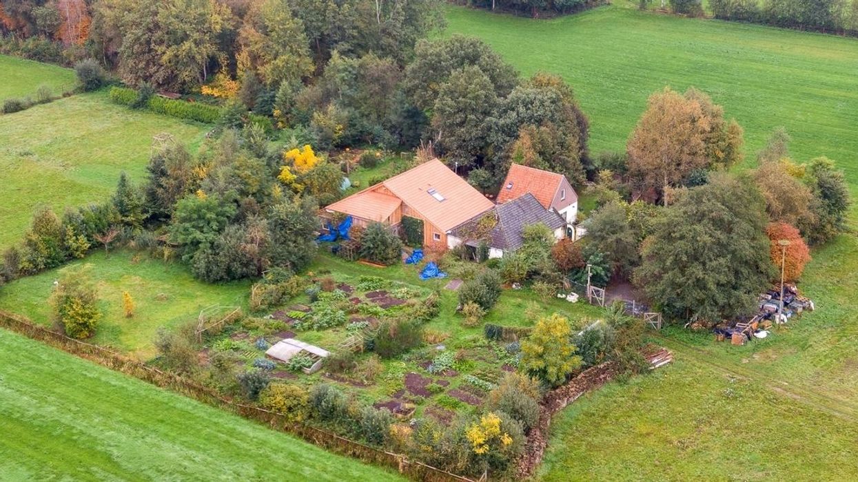 Family Of Seven Who Spent Nine Years 'Waiting For The World To End' Discovered In Farm Cellar