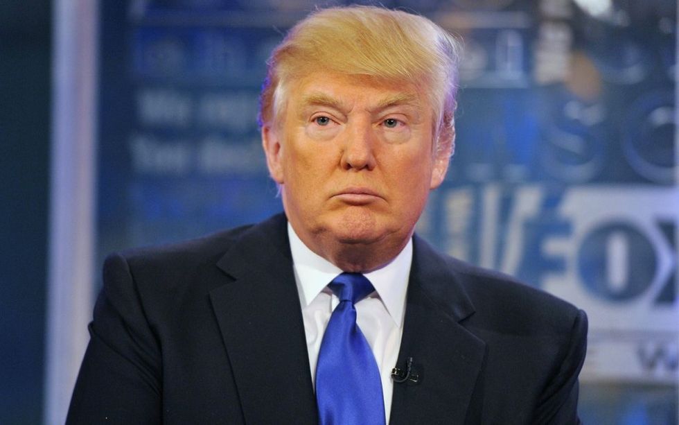 Top Ethics Lawyers Take Trump to Court Citing Constitutional Violations