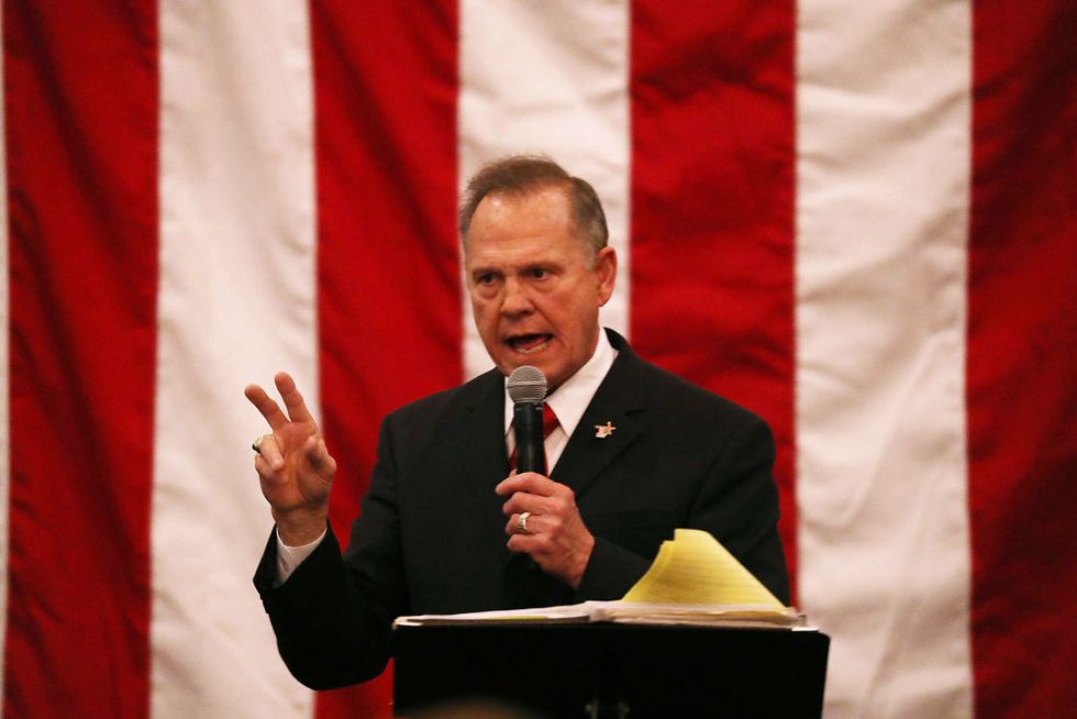 Ray Hitlér Neo-Nazi Robert Warren Ray Endorsed Roy Moore for Quoting Hitler ...