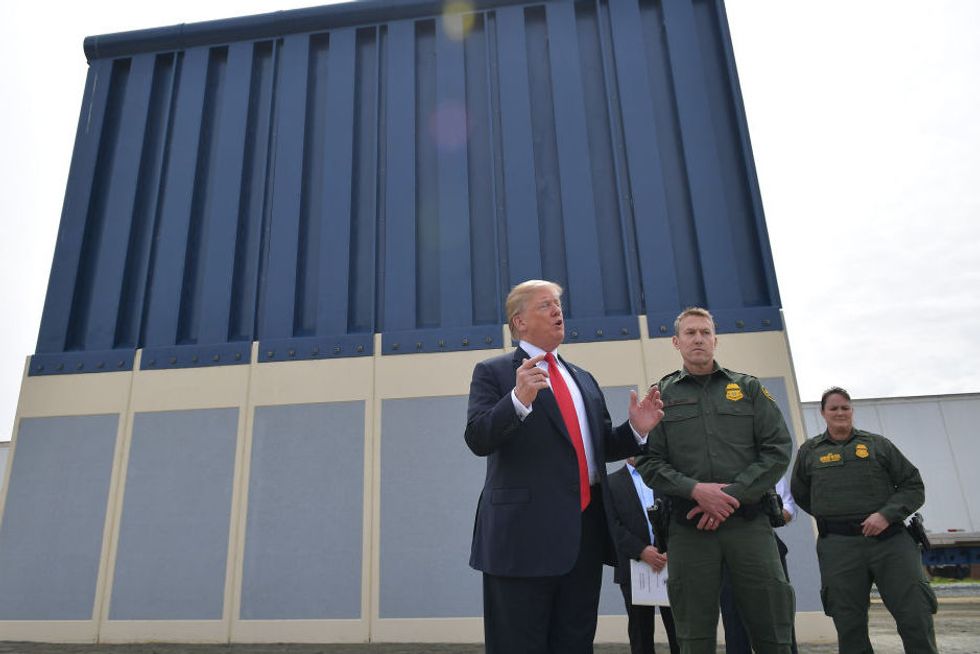 UPDATE: Six Republican Senators Break Ranks With Trump and Vote to Re-Open the Government Without Border Wall Funding