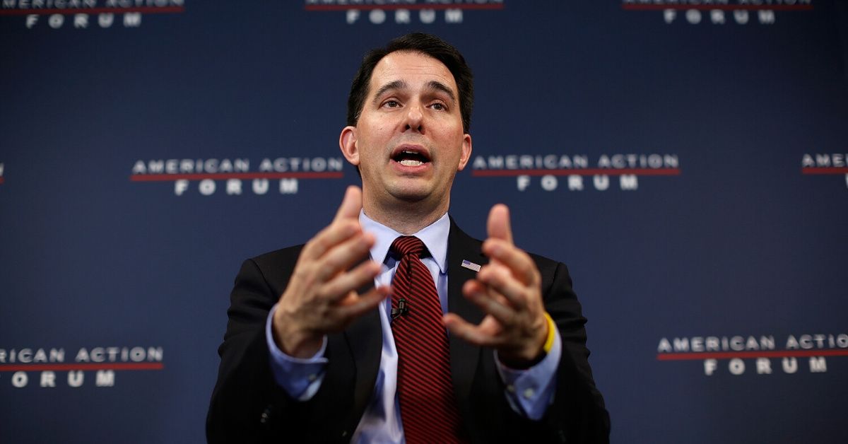 Former Gov. Scott Walker Gets Roasted After Freaking Out On Twitter About Wisconsin Capitol's 'Holiday' Tree