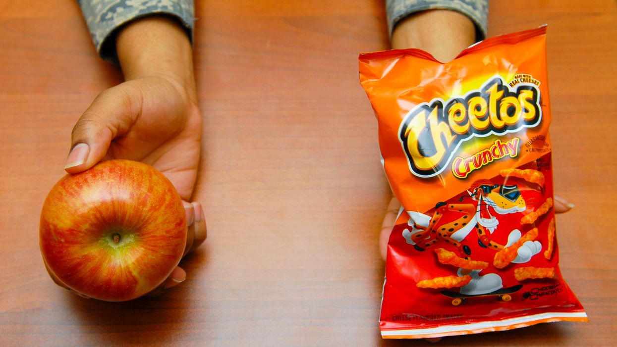 People Share Food Crimes Worthy Of Jail Time Akin To Pineapple Pizza