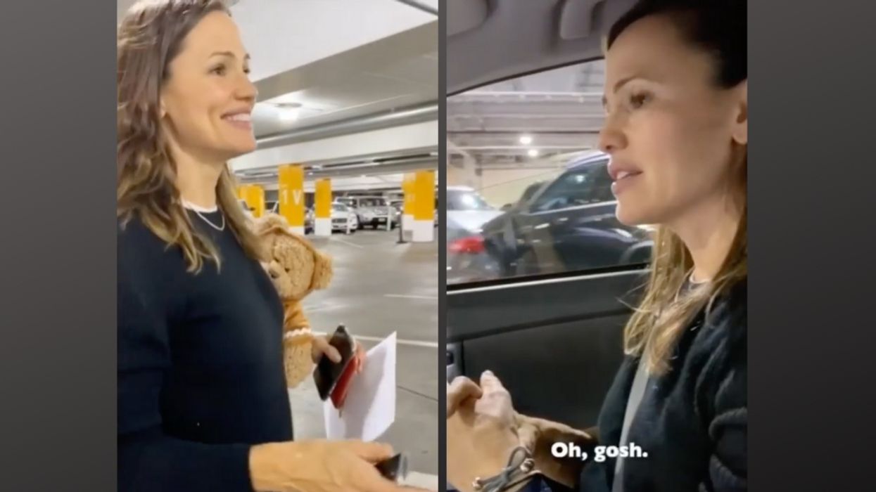 Jennifer Garner Posts Hilarious Video After Losing Her Car In A One-Level Parking Garage For A Full 30 Minutes