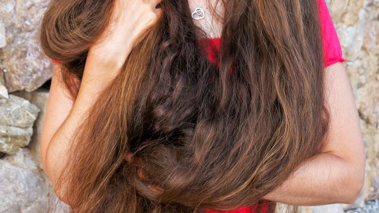 People With Really Long Hair Explain Their Daily Struggles