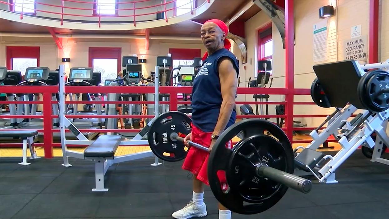 82-Year-Old Bodybuilder Makes Home Intruder Instantly Regret It By Smashing Table Over Him