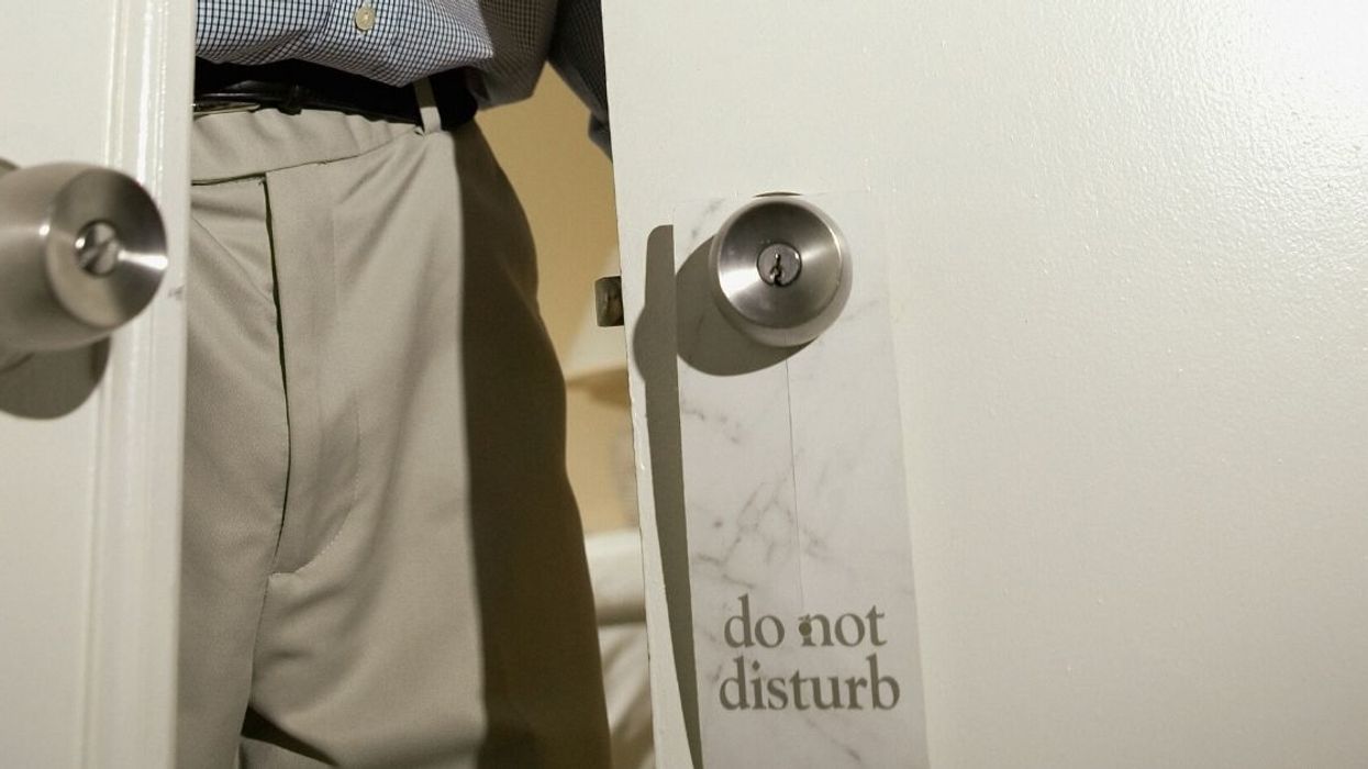 Dad Asks For Advice On How To Remedy Things After Accidentally Walking In On His 16-Year-Old Son Having Gay Sex