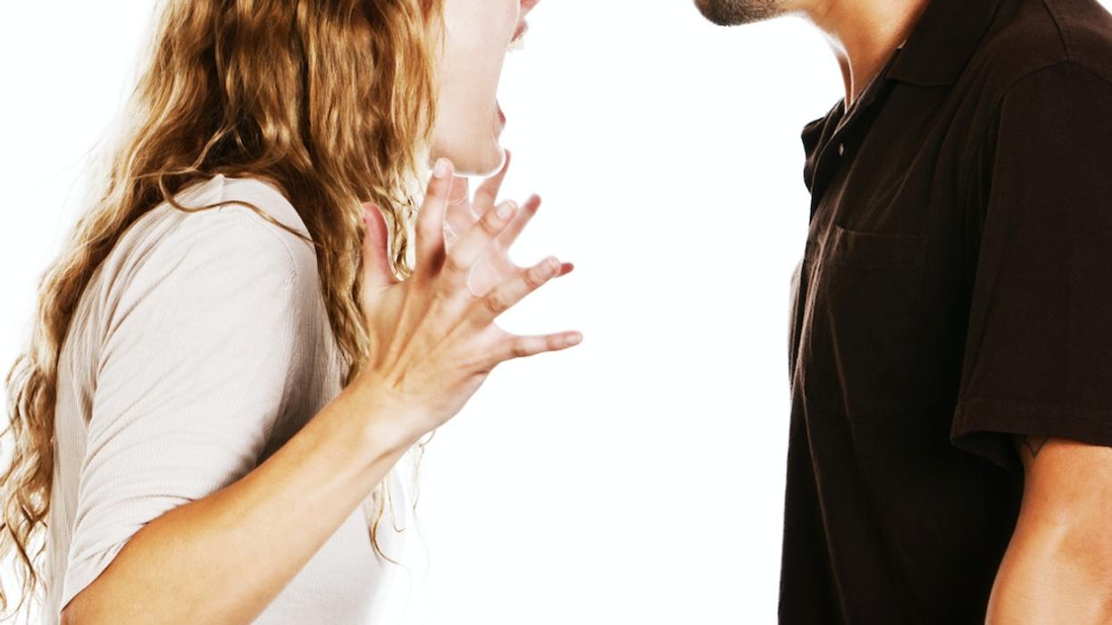 Guy Angers His Ex-Girlfriend After Telling Her Teenage Daughter Who He 'Abandoned' That He's Not Actually Her Dad