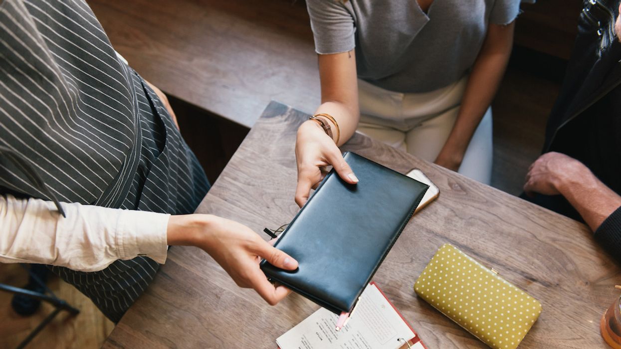 Michigan Waitress Stunned After Receiving $2020 Tip On $23 Tab For New Year's