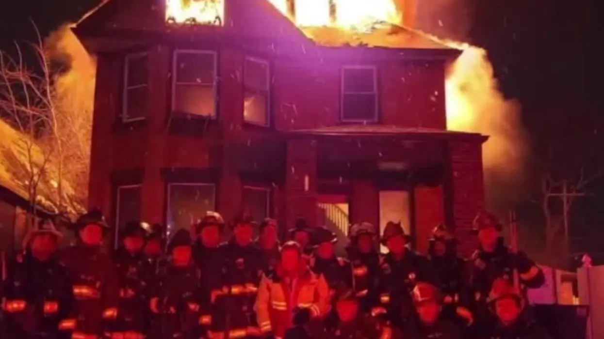 Detroit Firefighters Put On Blast For Sharing A Group Photo Of Them Smiling In Front Of A Burning Building