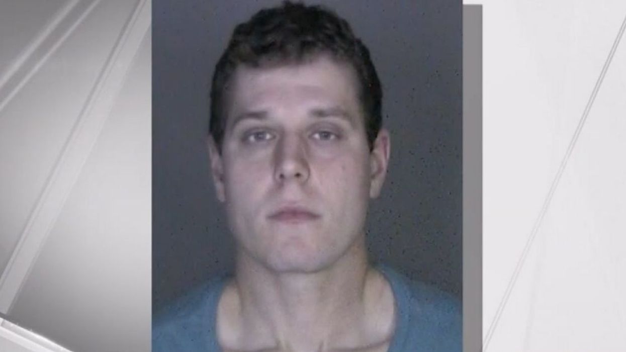 United Express Passenger Arrested After Beating Up Flight Attendant In Attempt To Storm Cockpit