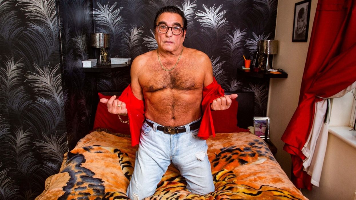 Grandfather Becomes Unlikely Sex Symbol After Posting Topless Photos In Attempt Sell His 'Too Tight' Jeans
