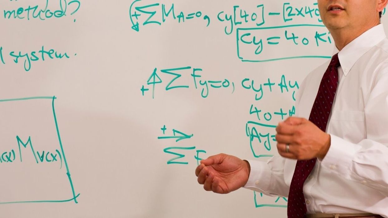 Colorblind University Student Feels Guilty For Getting Professor Suspended After He Refused To Write On The Board Using Colors She Could See