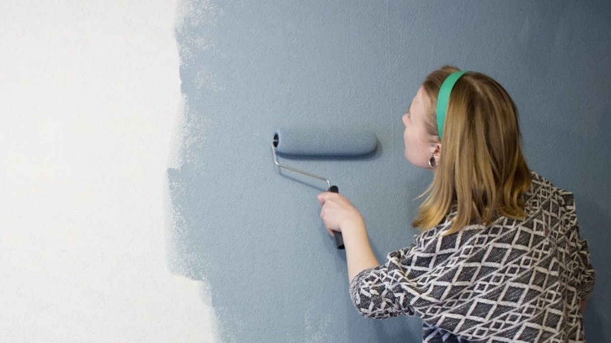 Guy Mortified After His Mom Discovers The Wall That He Used To Pleasure Himself Onto As A 12-Year-Old