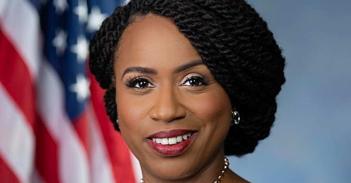 Congresswoman Ayanna Pressley Has Perfect Response To Trolls Commenting On Her Alopecia