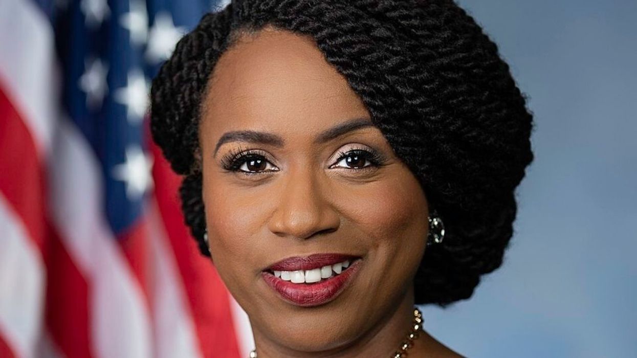 Congresswoman Ayanna Pressley Has Perfect Response To Trolls Commenting On Her Alopecia