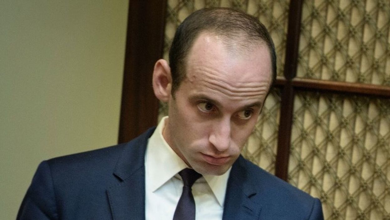 Trump's Top Immigration Advisor Just Got Trolled Hard by His Own Uncle With The Perfect Pro-Refugee 'Wedding Gift'