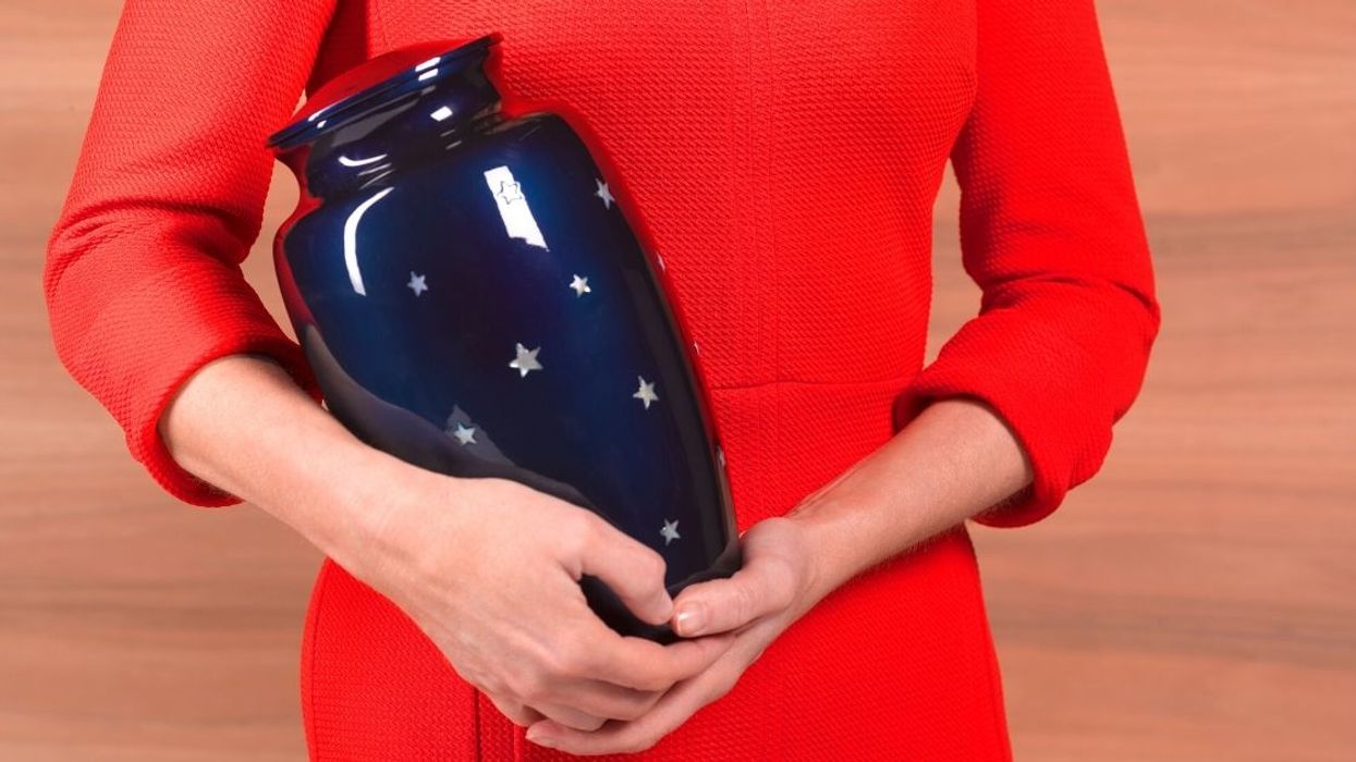 Teen Asks If She's In The Wrong For Telling Her Dad She Hates Her Step-Siblings After They Knocked Over Her Dead Mom's Urn