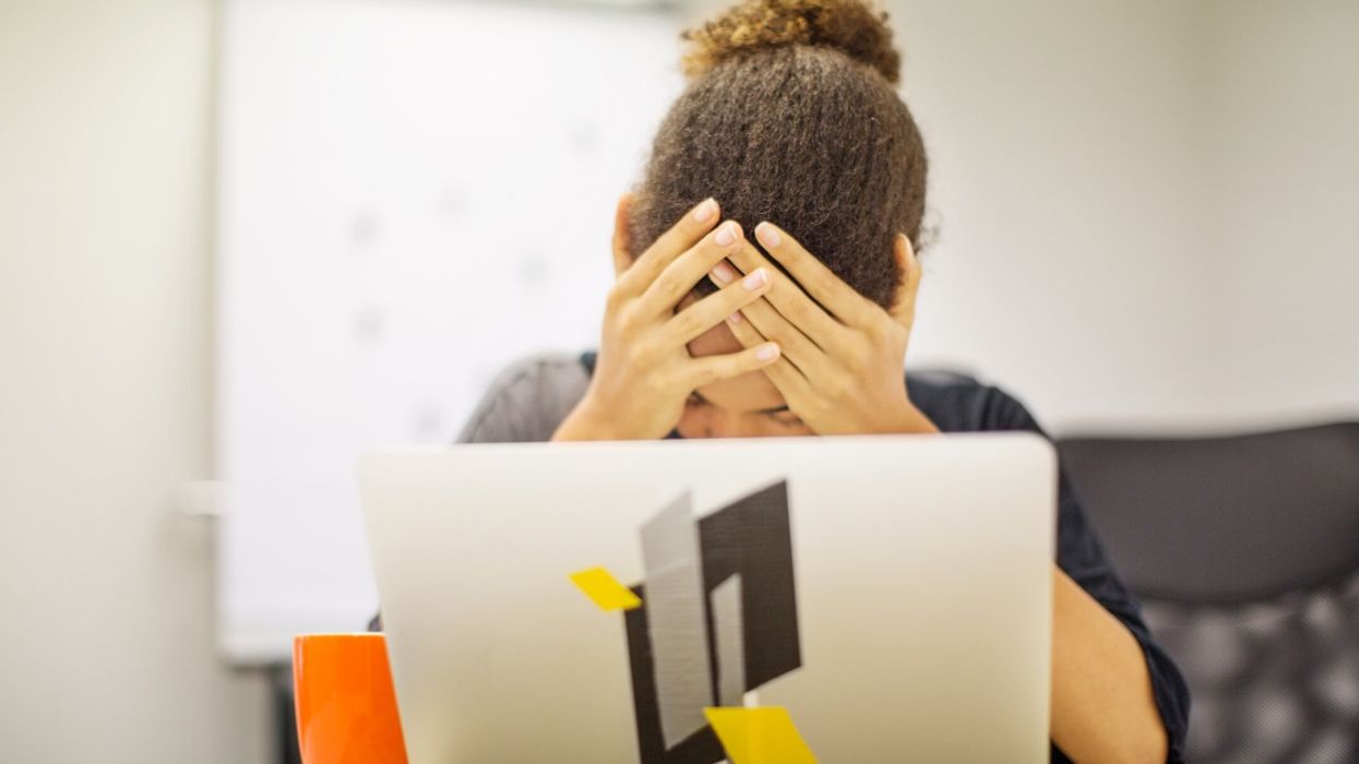 Man Causes Office Drama After Telling Coworker She Shouldn't Be So Upset About Her Mom Dying Because 'Everyone Dies'