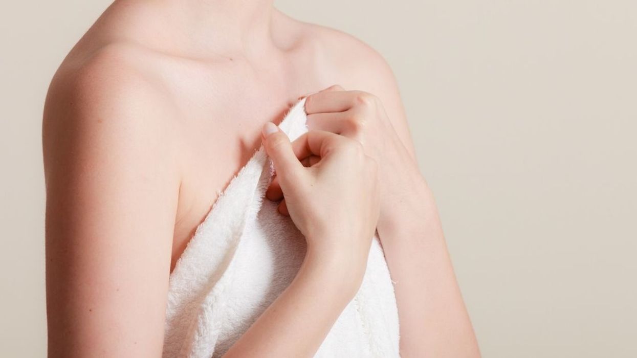 Woman Mortified After A Trip To The Spa Turns Into A Nightmare When She Gets Locked Out Of The Building Without Any Clothes