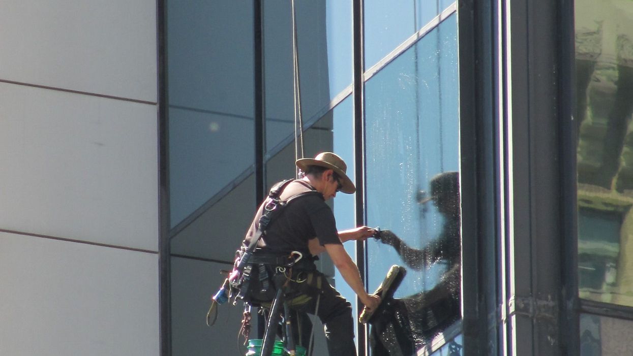 Window Washers Share The Most Memorable Thing They've Ever Seen On The Job