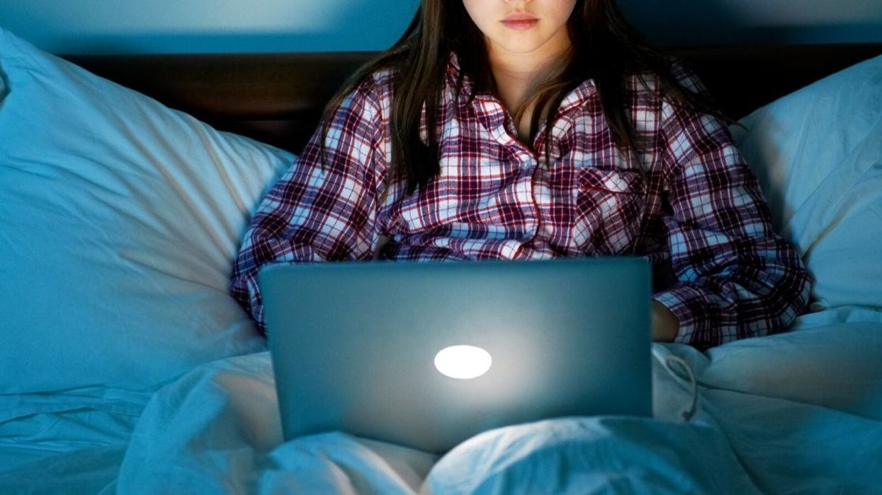 12-Year-Old Girl Sells Her Annoying Little Brother On eBay For $17 As A Mother's Day Present—And It Backfires Splendidly