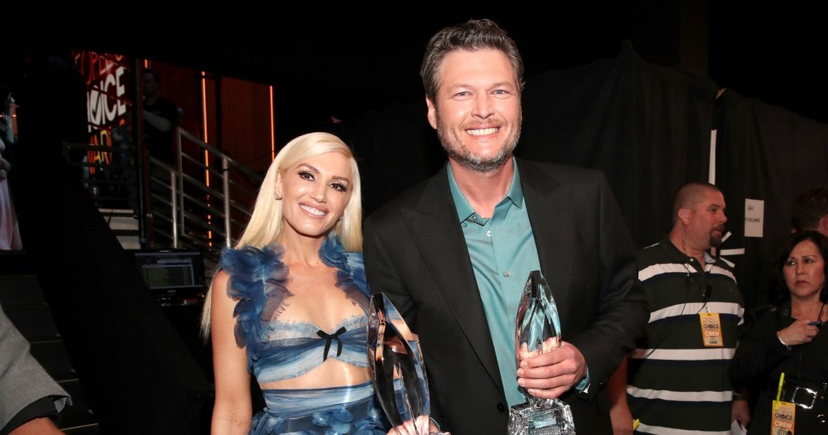 Blake Shelton Is Growing A 'Quarantine Mullet' As A 'Symbol Of Hope'—And Gwen Stefani Just Took It To The Next Level