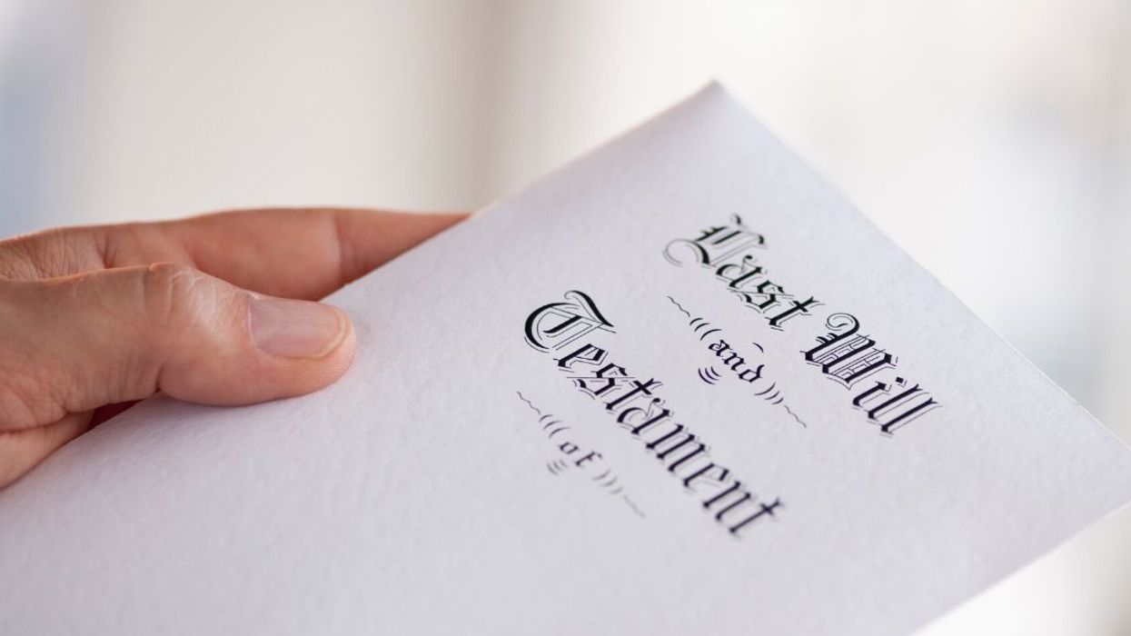 Guy Infuriates His Younger Brother After Refusing To Split The Inheritance Their Aunt Left Entirely To Him Since She Didn't Know His Brother Existed