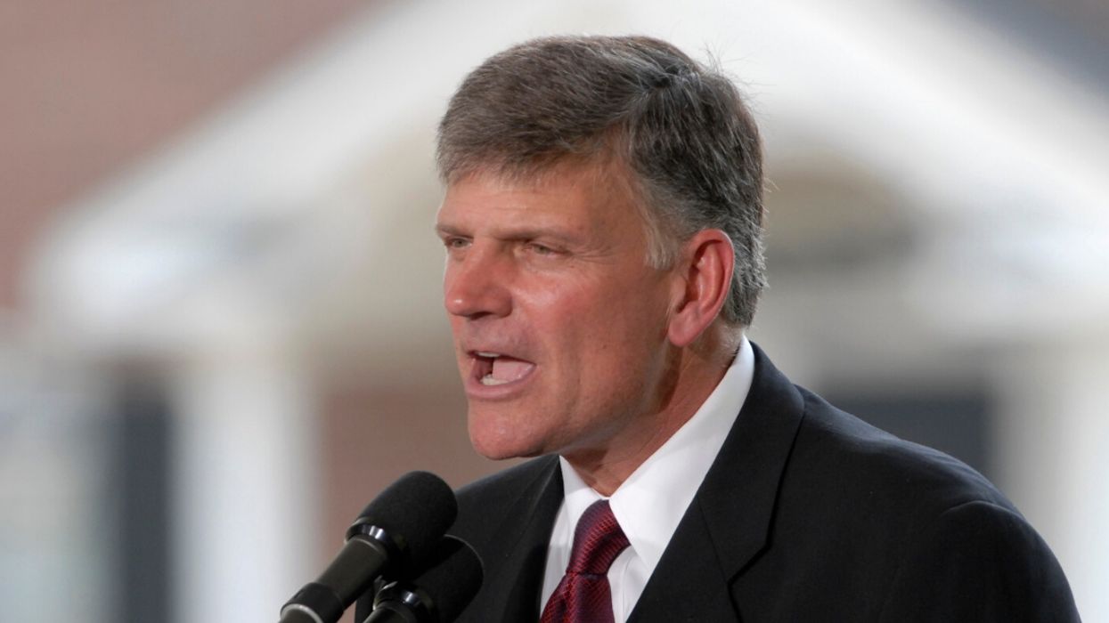 Evangelist Franklin Graham Forces Volunteers For His Makeshift Hospital In NYC's Central Park To Sign Belief Statement That Gays Face 'Eternal Damnation'