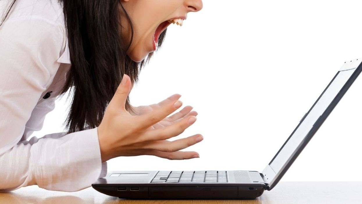 Woman Angers Online Forum For Women Who Can't Have Children After Suddenly Finding Surrogate And Talking About It Constantly