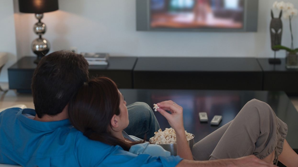 Guy Gets A Lecture From Reddit After Revoking His Wife's 'Privilege' To Choose Movies To Watch Because They Aren't As Artsy As His Picks