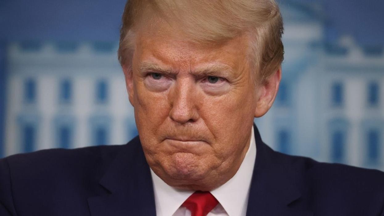 Trump 'Thanks' Elizabeth Warren And Encourages Bernie Voters To Join The Republican Party In Faux Celebratory Twitter Rant