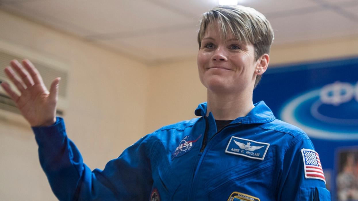Woman Who Accused Her Estranged Astronaut Wife Of Hacking Her Bank Account From Space Charged With Making False Statements