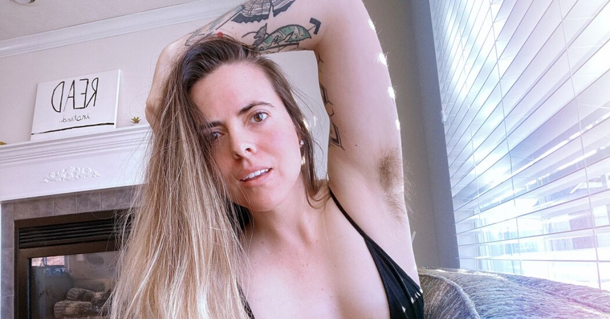 Woman Who Used To Spend $120 A Month On Hair Removal Now Proudly Shows Off Her Armpit Hair On Instagram