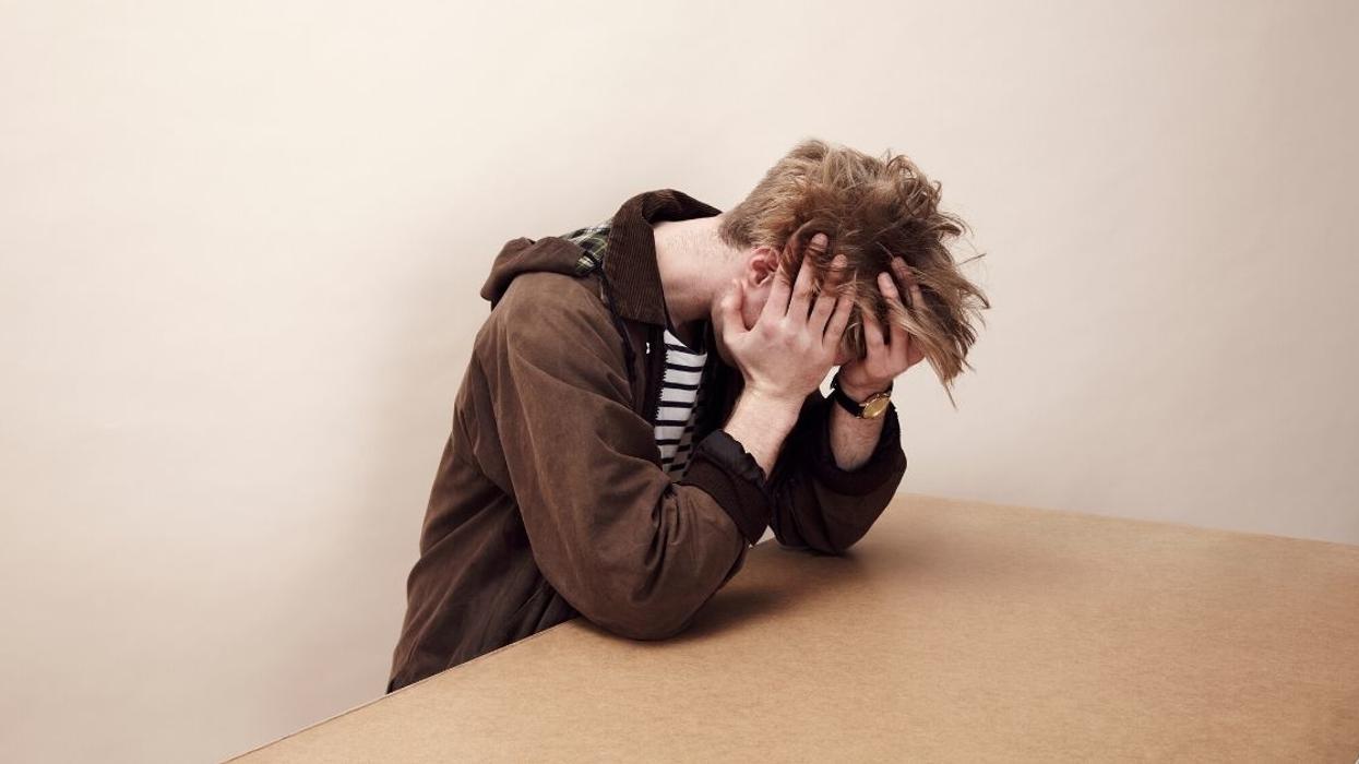 Guy Asks For Advice After His Bipolar Mom Drops Off His Four Siblings For Him To Care For And Disappears
